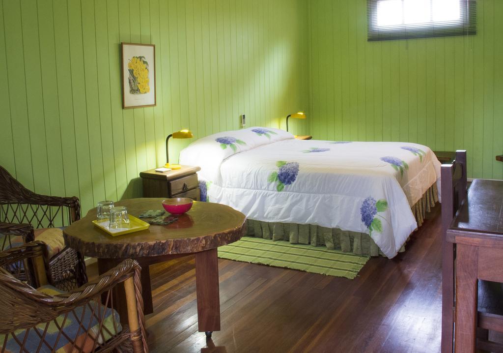 Bed and Breakfast Secret Garden Iguazu à Puerto Iguazú Extérieur photo